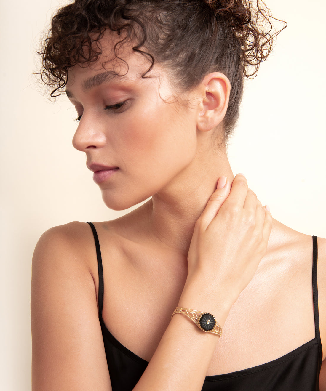 Serpent Onyx Filigree Gold Bracelet