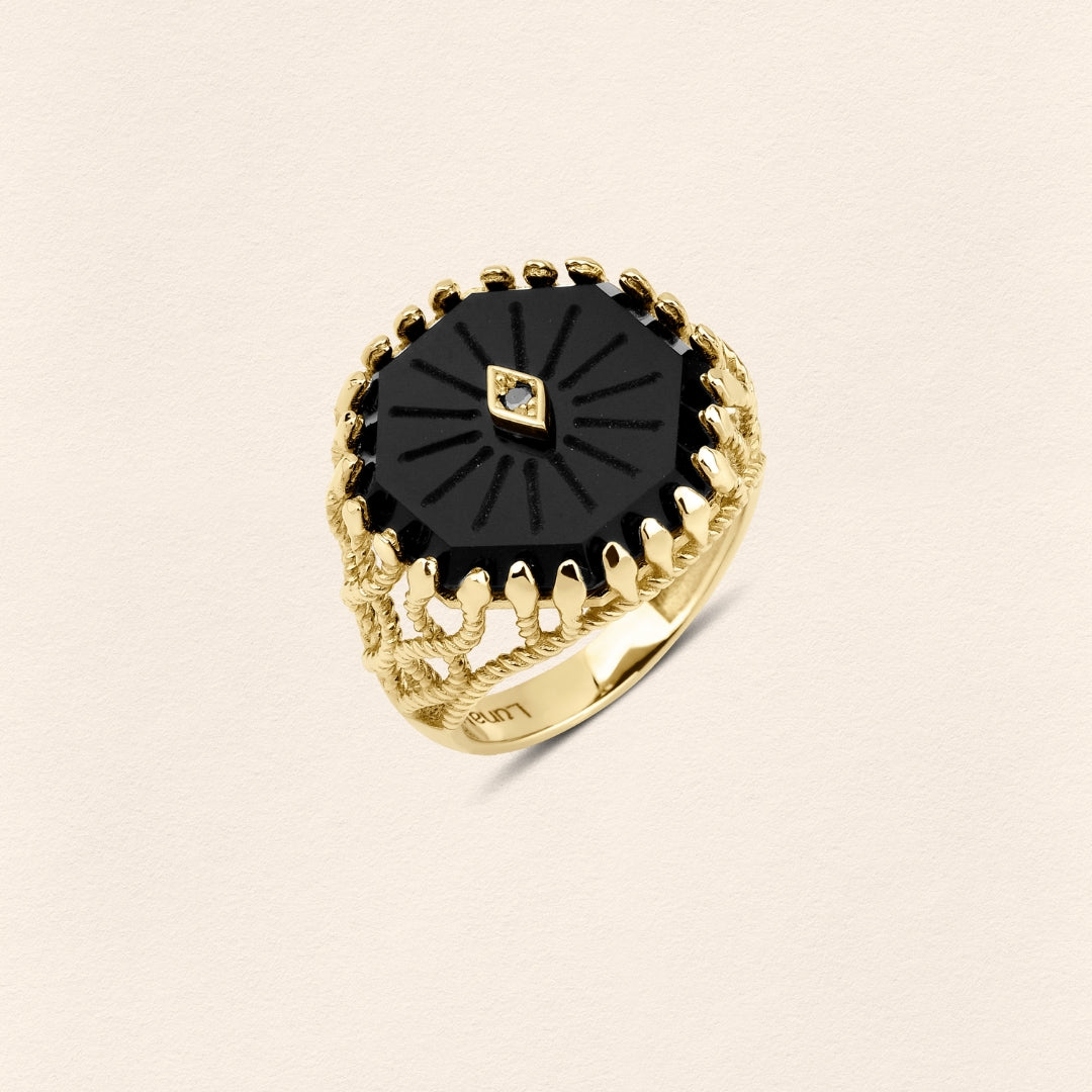 Serpent Onyx Filigree Gold Ring