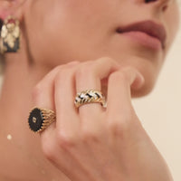 Serpent Onyx Filigree Gold Ring