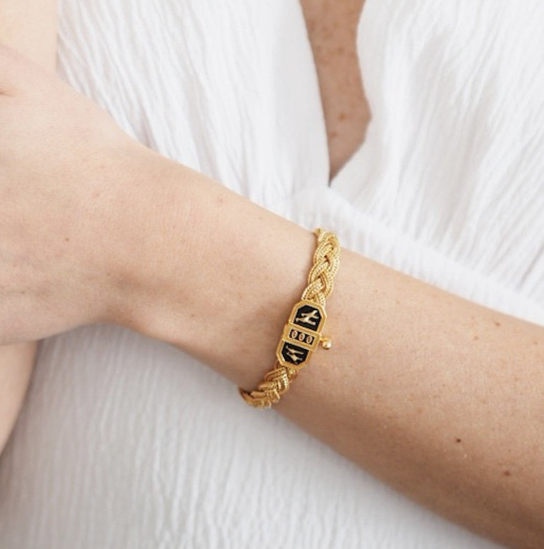 Crane Thin Braided Bracelet