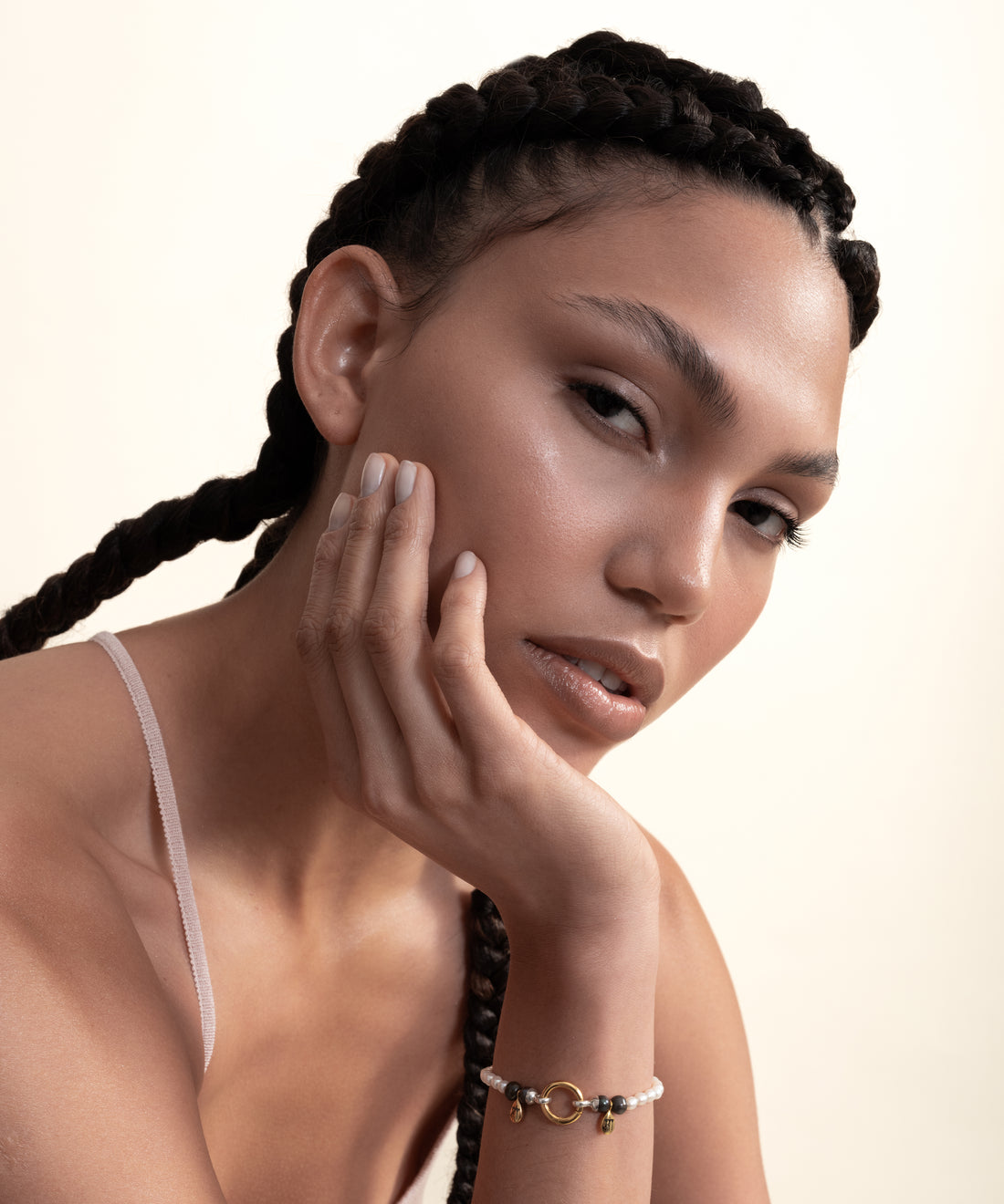 [WOMEN] Sumerian White Pearl Unisex Bracelet product detail