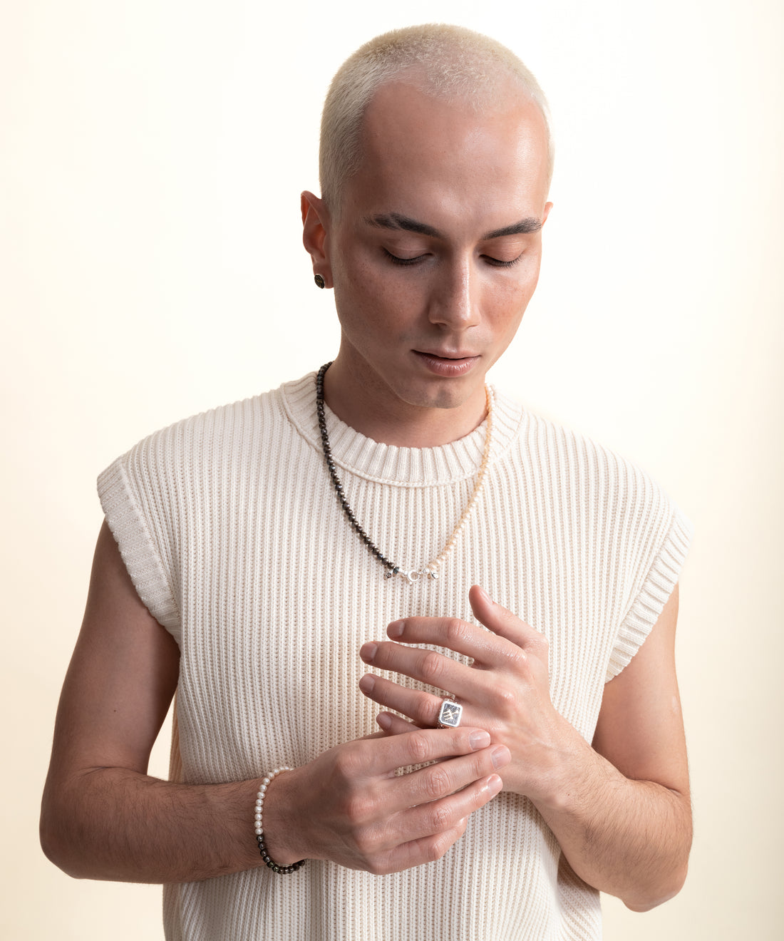 [MEN] Sumerian Mosaic Pearl Abundance Unisex Ring product detail