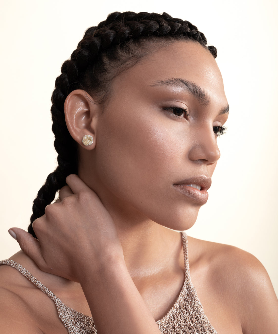 [WOMEN] Sumerian Mosaic Pearl Love Unisex Earring product detail