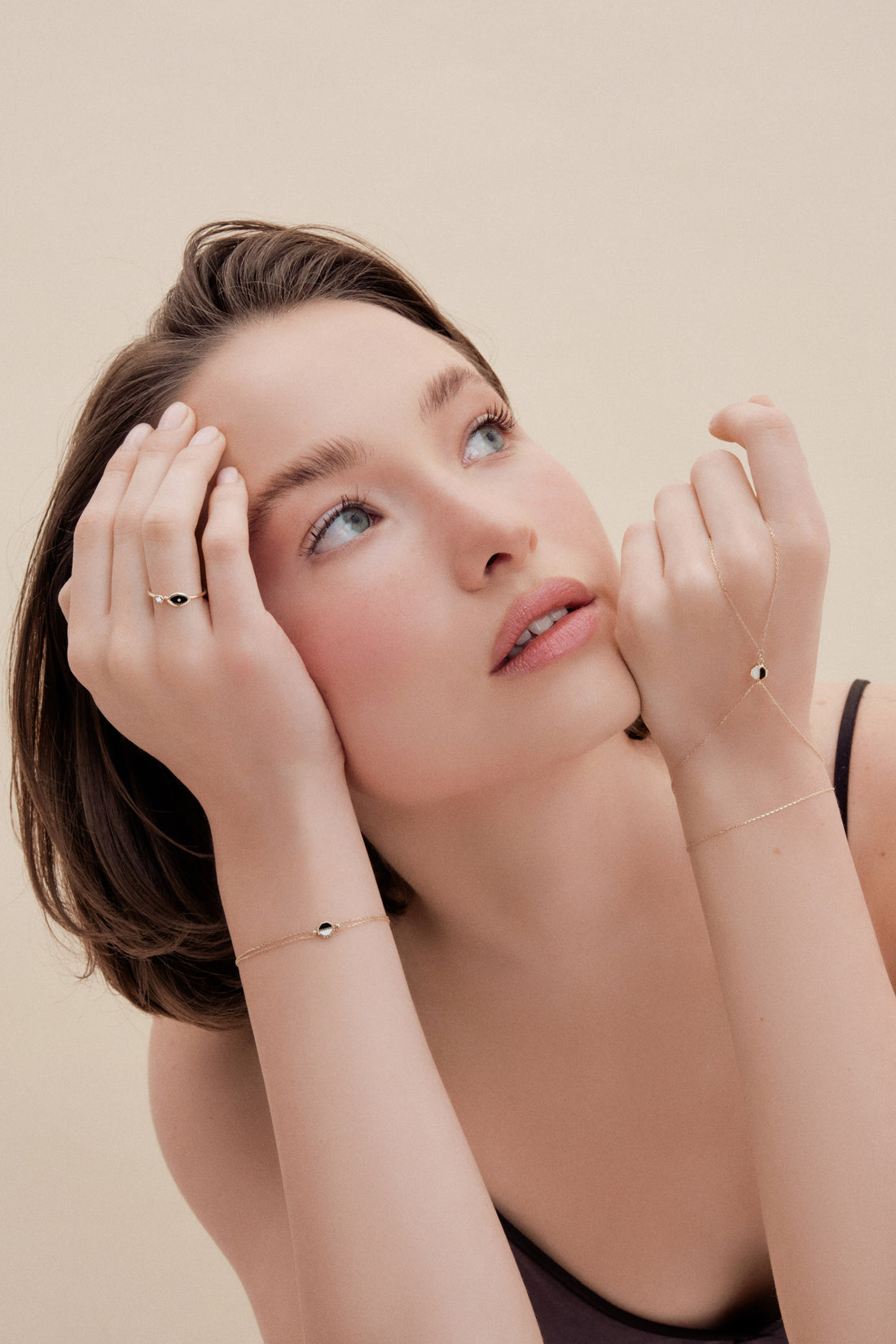 Aden Gold Finger Bracelet