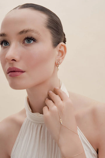 Alka Diamond Gold Finger Bracelet