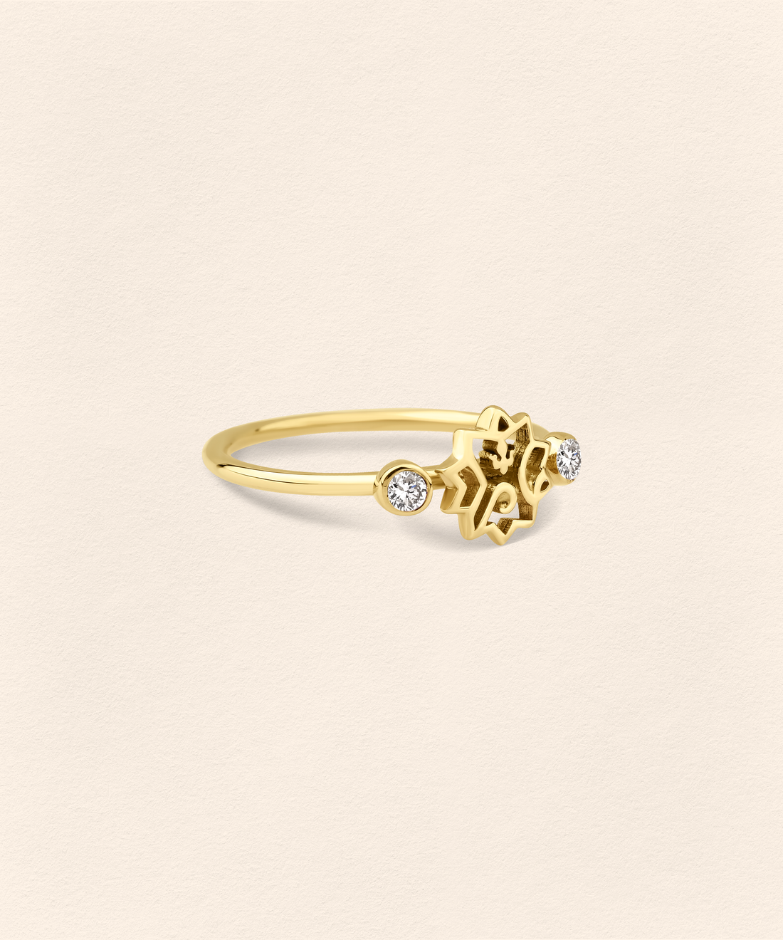 Adel  Diamond Gold Ring