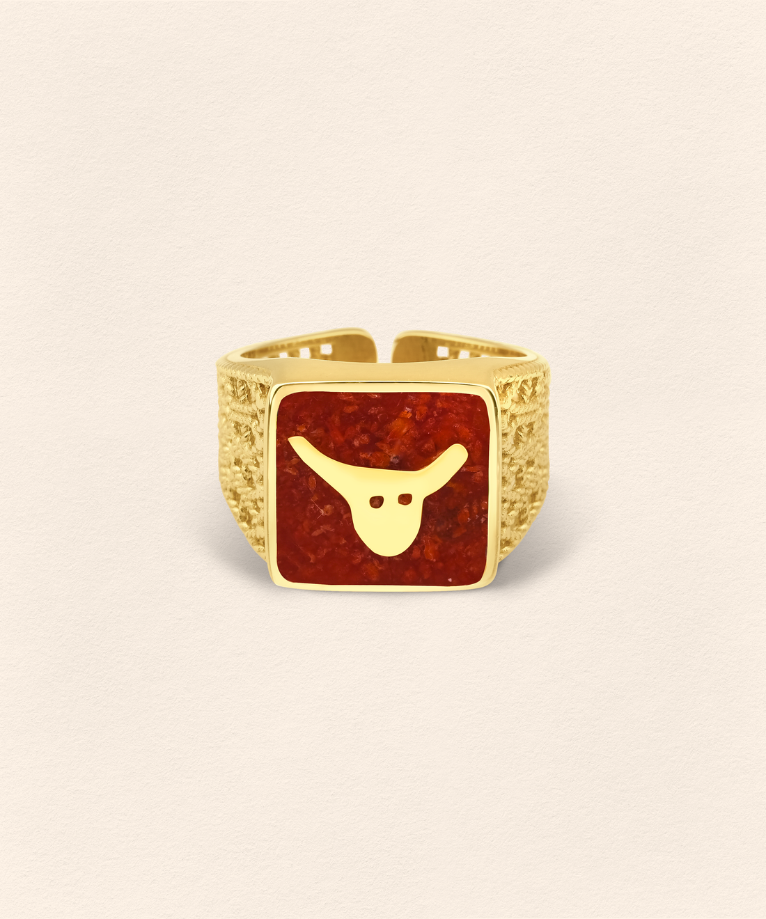 Coral Bull Filigree Ring Couple Set